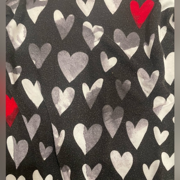 Little Sleepies Valentine pajamas set in size 3T. Cute for boys or girls. - Picture 2 of 3